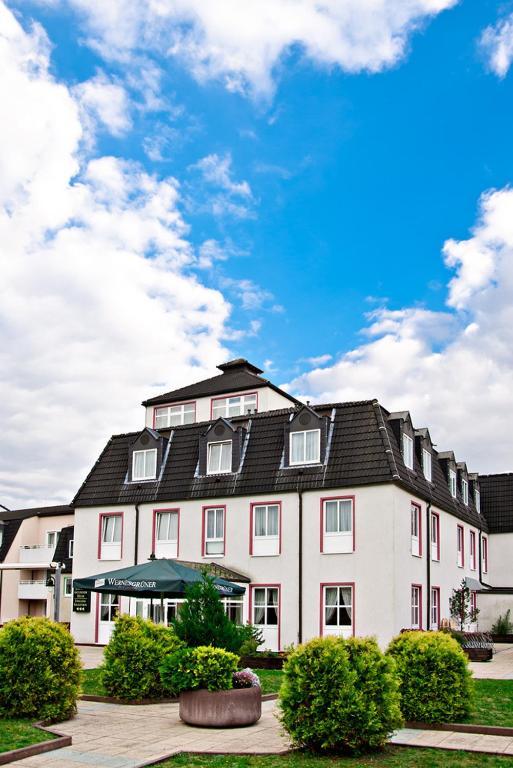 Hotel Goldener Helm Lichtenstein (Saxony) Exterior photo